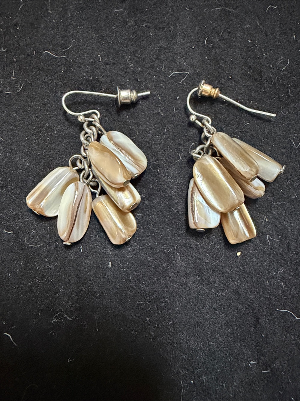 Source Unknown Beige Shell Cluster Drop Earrings
